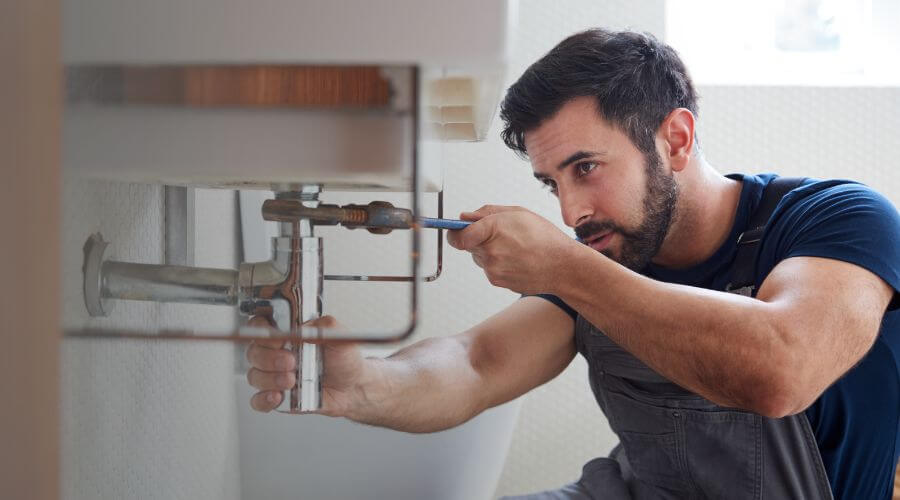 Expert burst pipe repair services in Jbphh, HI